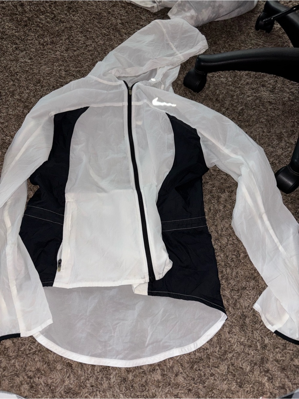Nike Running Womens Lightweight Hooded Windbreaker White Black Size M